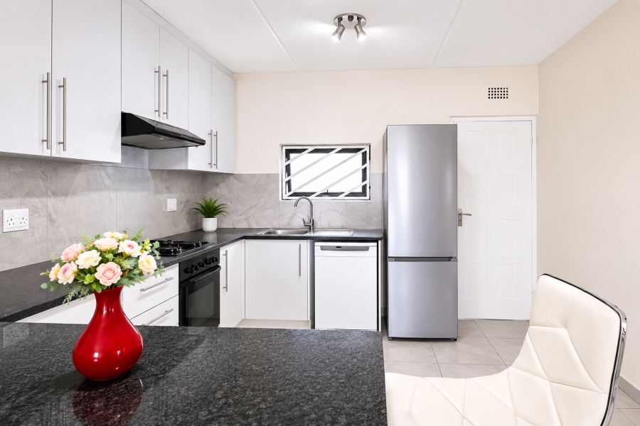 2 Bedroom Property for Sale in Parklands East Western Cape